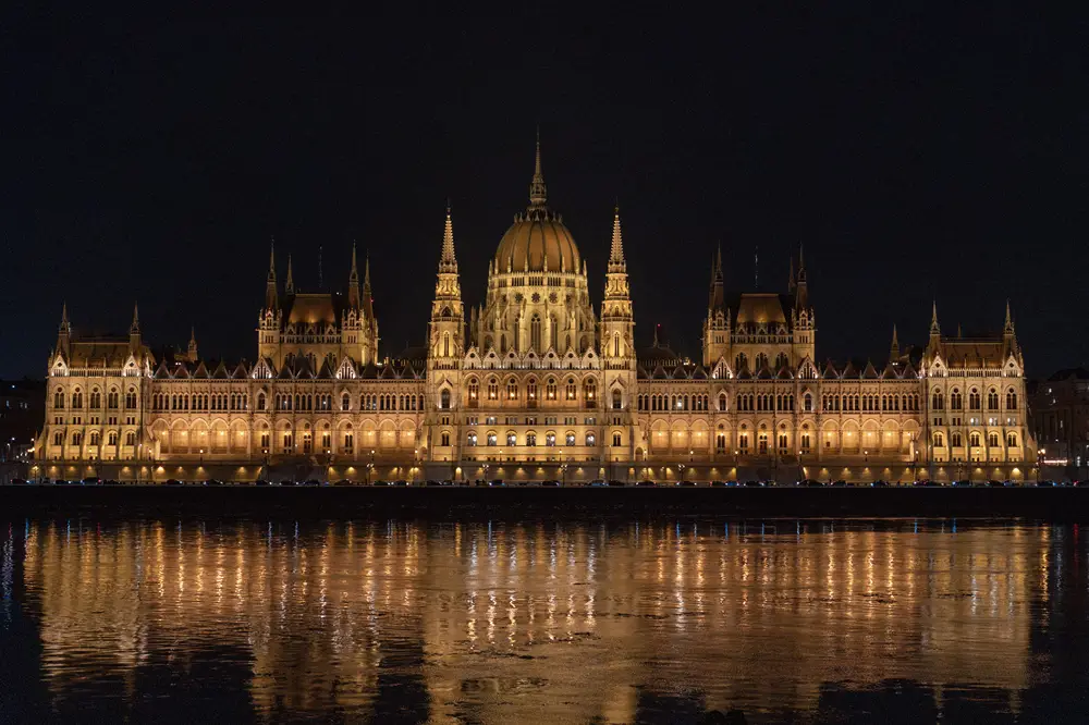 Hungarian Parliament Hungarian Parliament Building Budapest